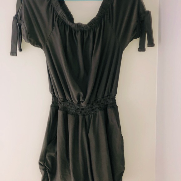 Jump suit - Picture 2 of 5